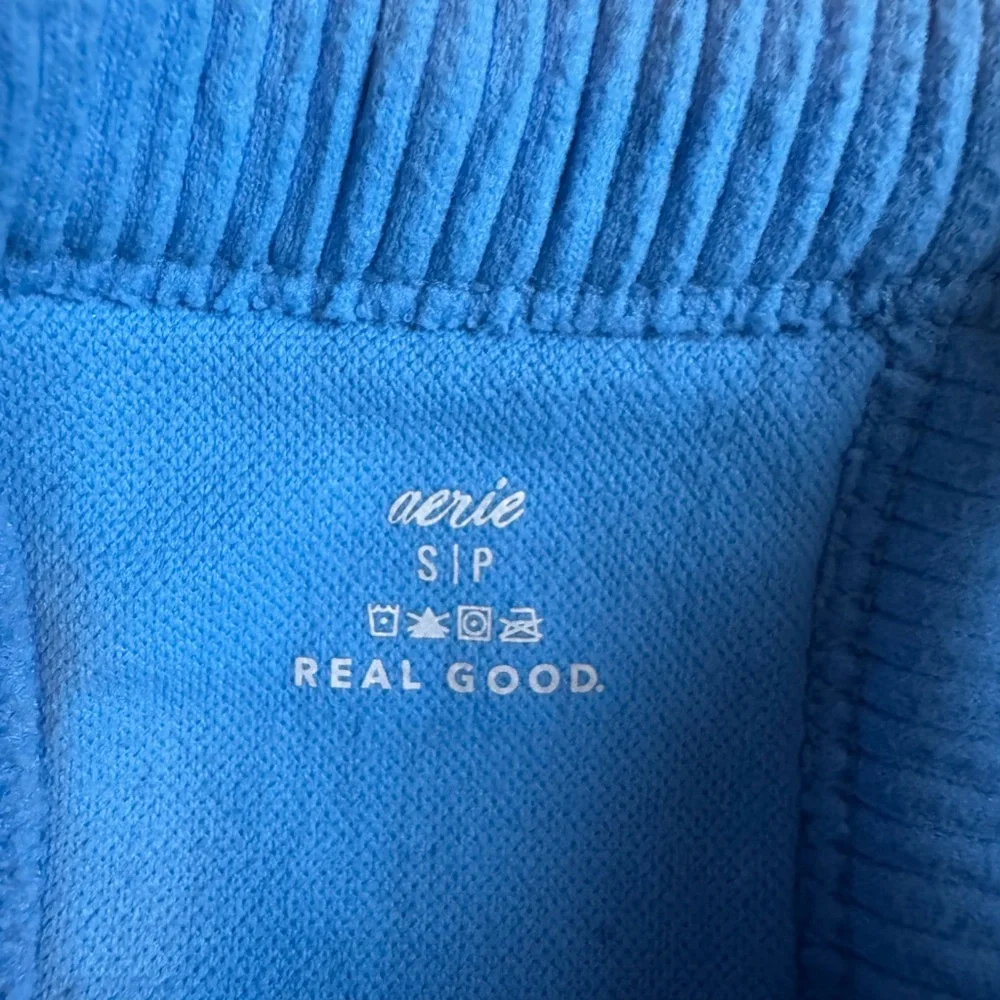 Blue Ribbed Halter Top - Picture 2 of 2